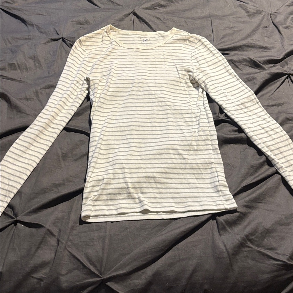 GAP White and Gray Striped Long Sleeve Top